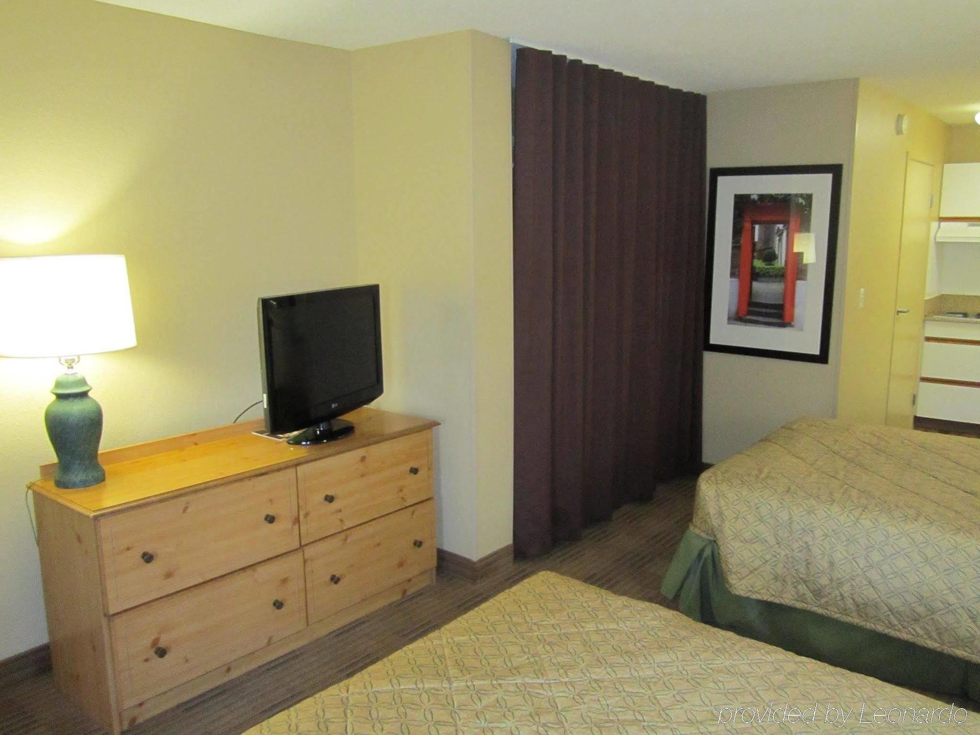 Extended - Orange County - 2*